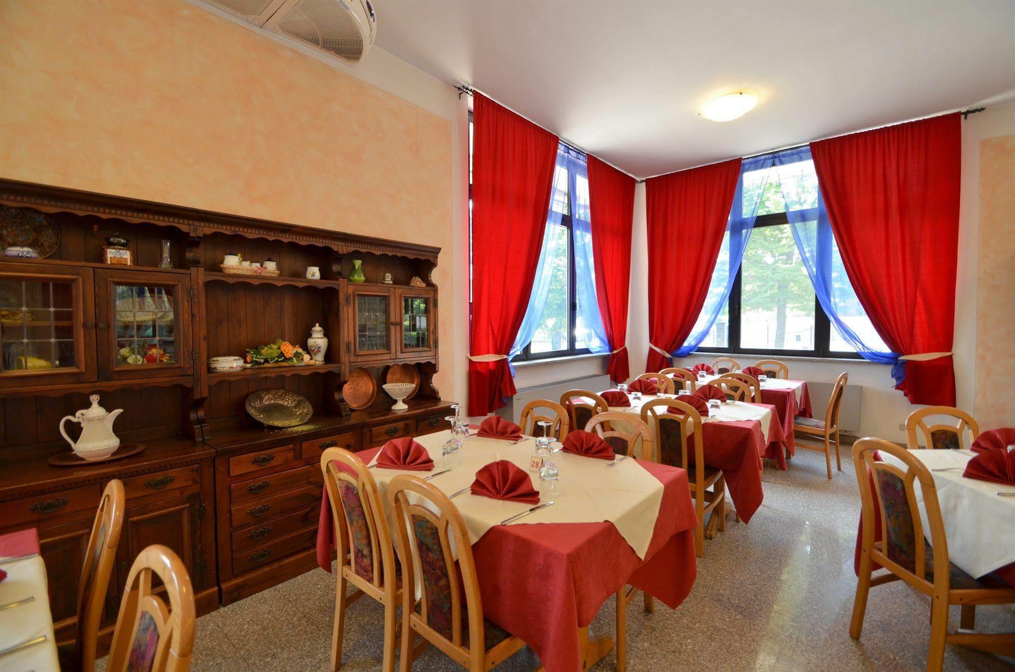 Rio Hotel Rivalta di Torino Exteriör bild