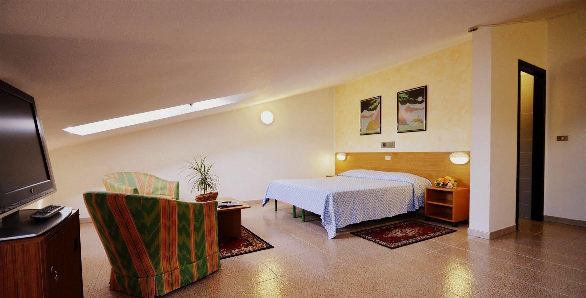 Rio Hotel Rivalta di Torino Exteriör bild